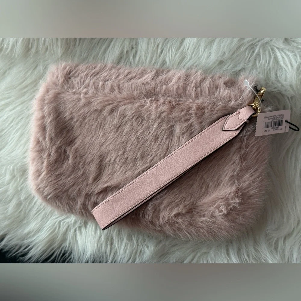 NWT Victoria Secret Pink‎ Faux Fur Wristlet Pouch Cosmetic Bag Makeup Organizer
